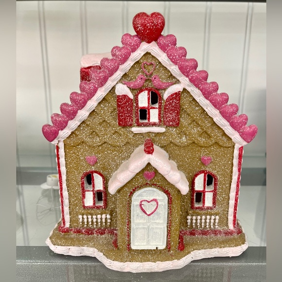Valentine Gingerbread Red and Pink Heart Glitter House LED Light up NWT - Picture 3 of 5